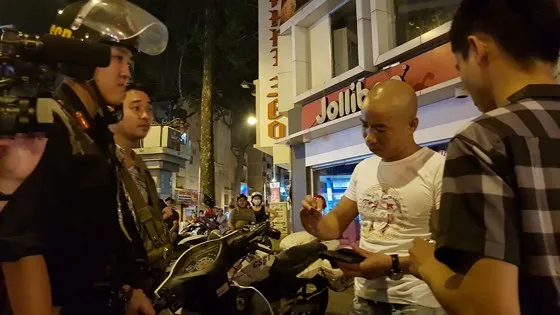  “Đi bão” sau trận thắng của đội tuyển Việt Nam, 78 trường hợp bị xử phạt ảnh 2