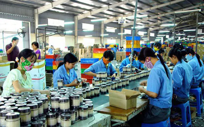 Tạo bứt phá về thể chế