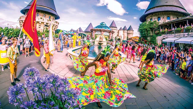 Thế giới thu lại trong Sun World ảnh 1