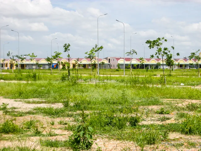 Nhiều dự án bị tắc vì “danh mục nhà ở” ảnh 1