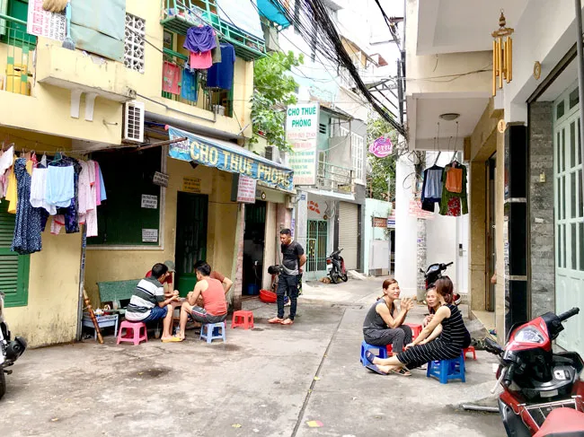 Xóm hiếm muộn ảnh 1