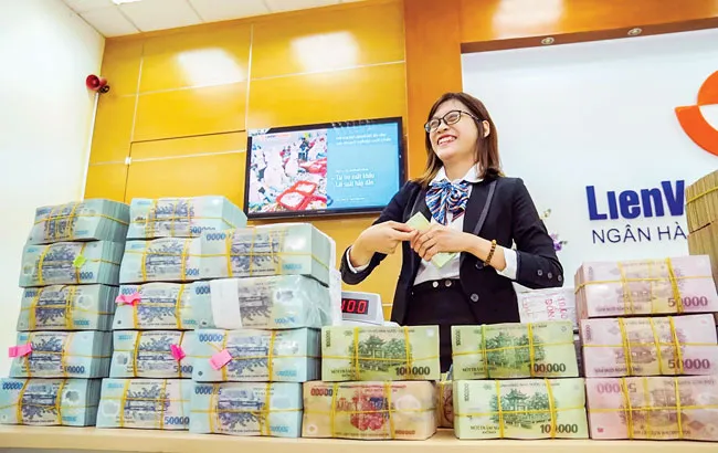 Thị trường tài chính đang “lệch pha” ảnh 1