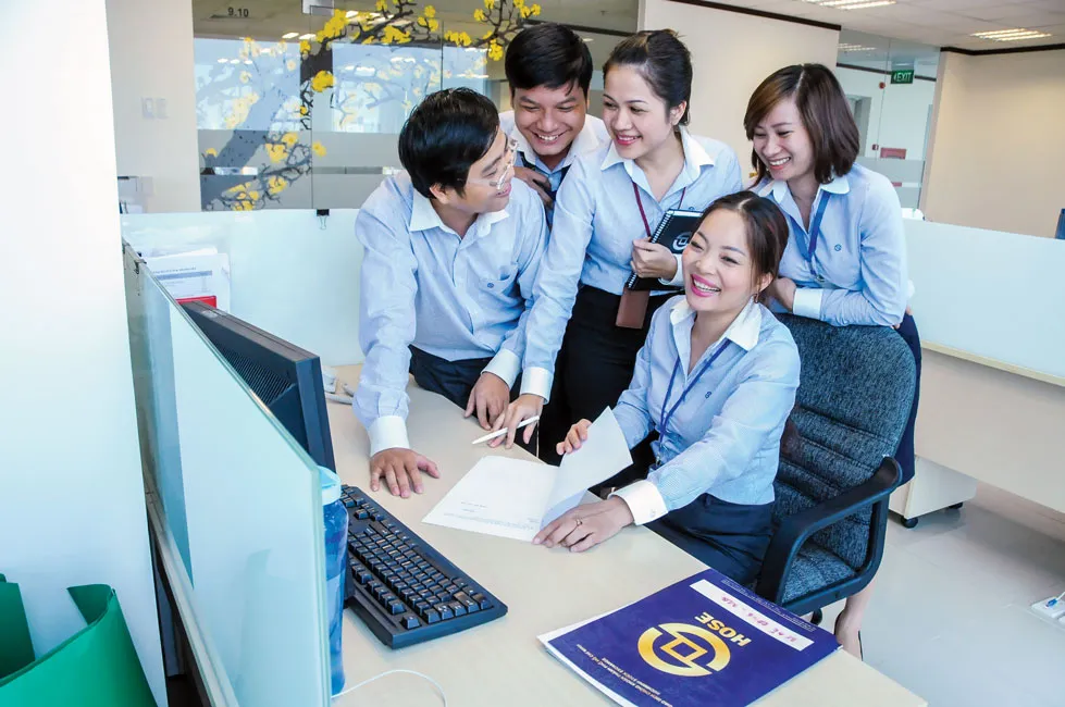 Tăng thêm quyền UBCKNN ảnh 1