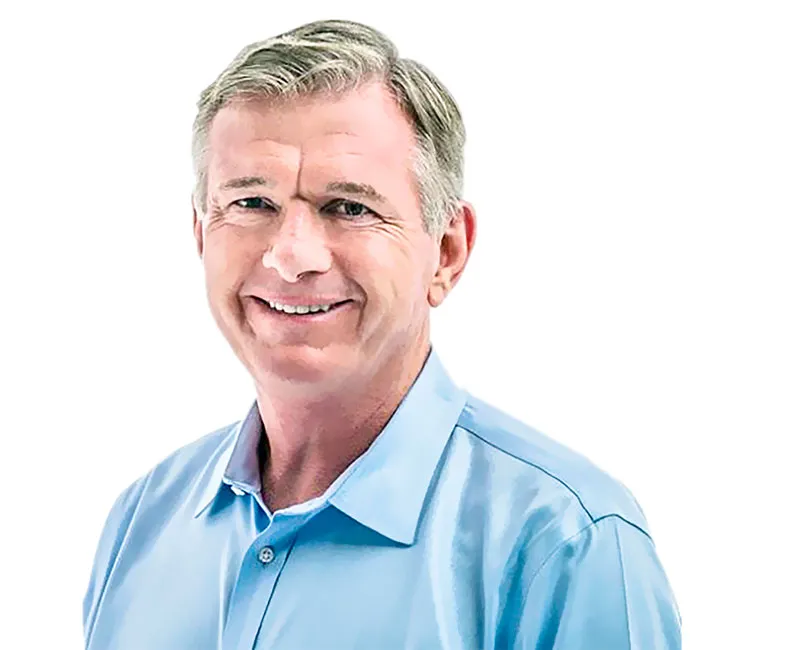 CEO Finbarr O’neill - Vị luật sư có tài lãnh đạo ảnh 1