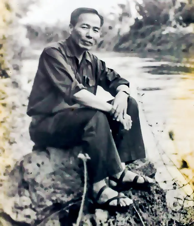 Nhà báo, nhà văn, Phó tư lệnh Bùi Cát Vũ ảnh 1