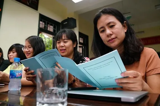 Giám thị “ôn bài” trước khi coi thi ảnh 6 Giám thị “ôn bài” trước khi coi thi ảnh 6