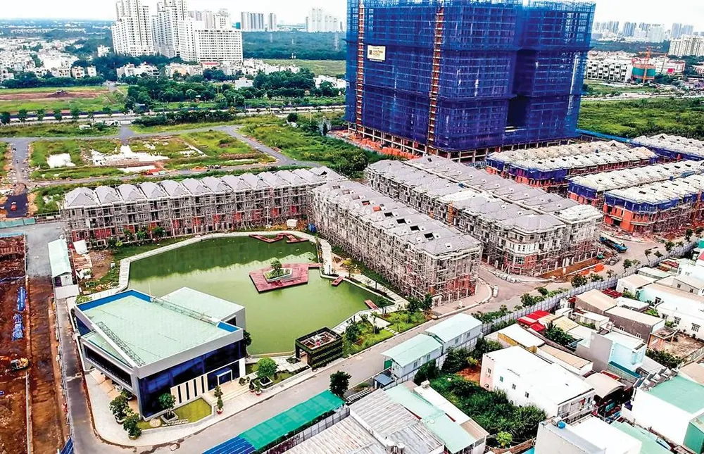 Luật “đá nhau”, doanh nghiệp lãnh ảnh 1