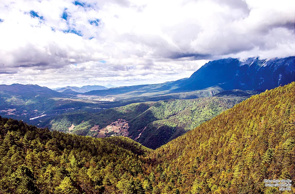 Ngọc Long Tuyết Sơn quanh năm tuyết trắng ảnh 4