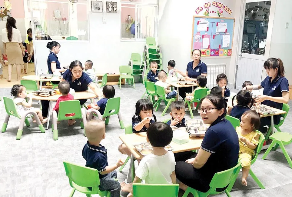 Tập trung giải quyết tình trạng thiếu giáo viên mầm non ảnh 1