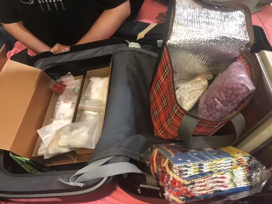 Triệt phá đường dây ma túy cực lớn từ Campuchia về TPHCM ảnh 2