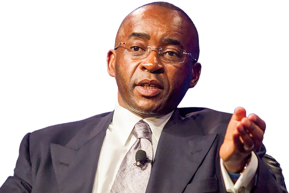 Strive Masiyiwa -Tỷ phú vì mọi người ảnh 1