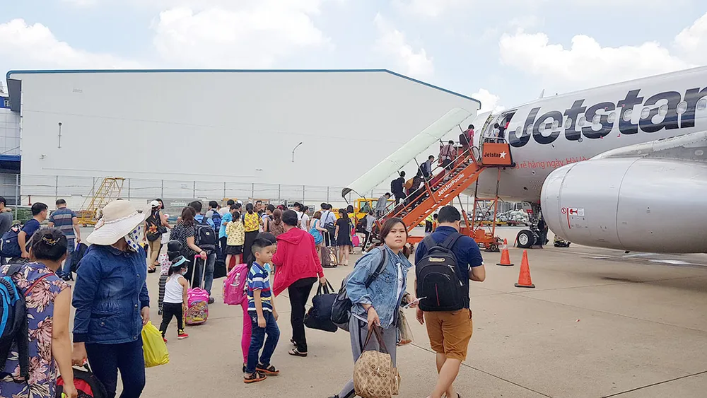 Hàng không tăng trưởng nóng - Bài 1: Hạ tầng “hụt hơi” ảnh 3