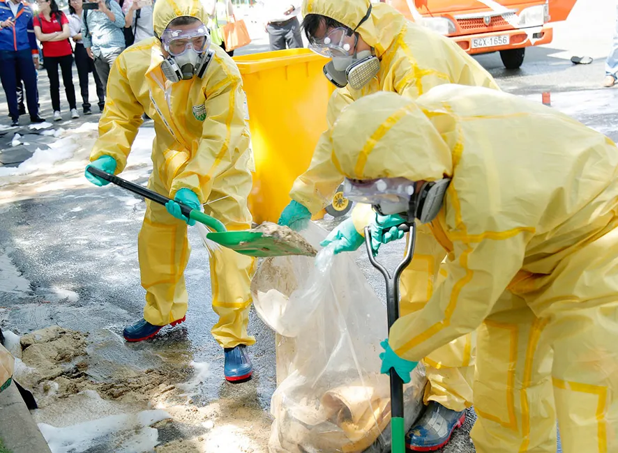 Tăng cường quản lý sản xuất và sử dụng hóa chất ảnh 1