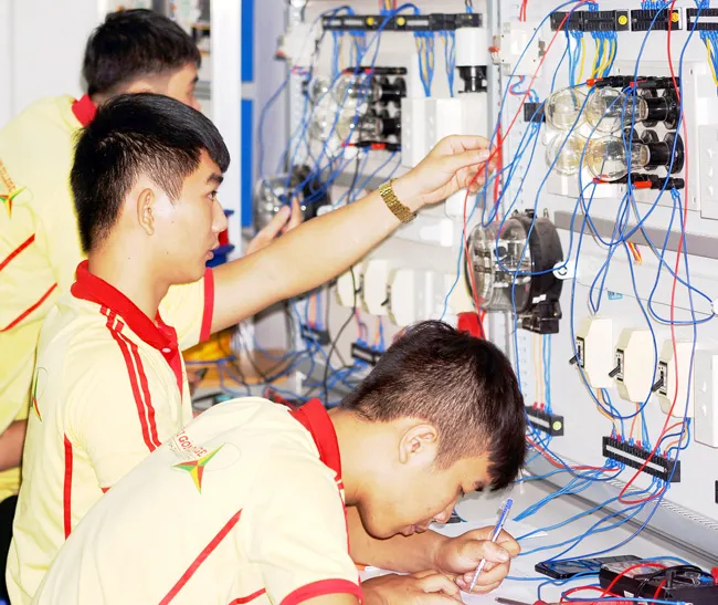 Tuyển sinh “chui” hệ cao đẳng ảnh 1