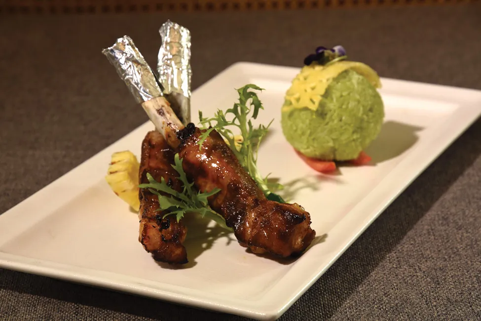 Bữa trưa thư giãn cùng khách sạn Rex ảnh 2