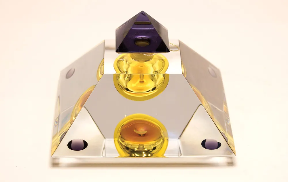 6 lọ nước hoa xa xỉ nhất thế giới ảnh 6