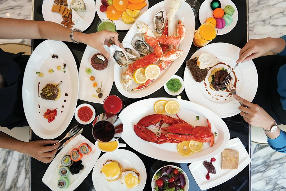 Mừng Ngày Phụ nữ Việt Nam tại The Reverie Saigon ảnh 2