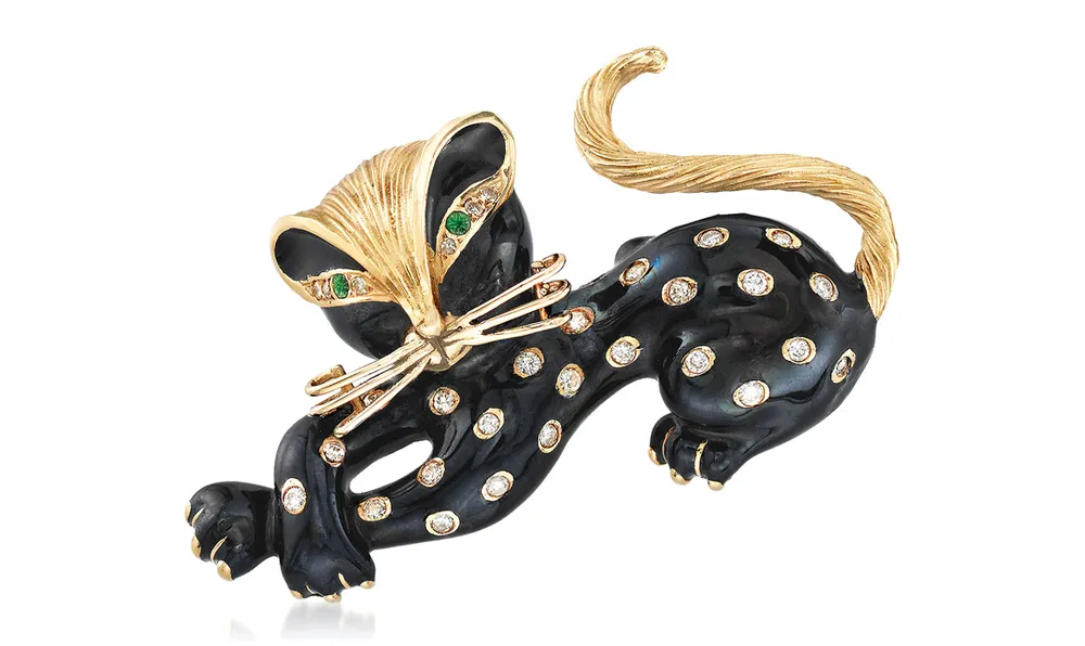 Ghim cài áo - Cách tuyệt vời để cá nhân hóa trang phục ảnh 5