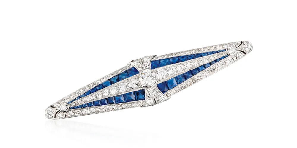 Ghim cài áo - Cách tuyệt vời để cá nhân hóa trang phục ảnh 3