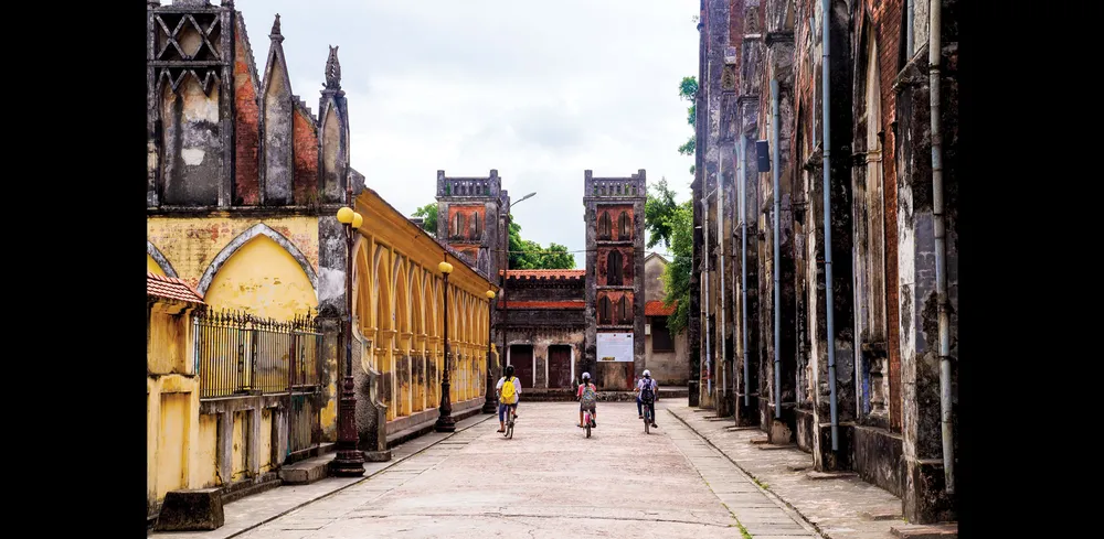 Viếng thăm giáo đường mùa Noel ảnh 4