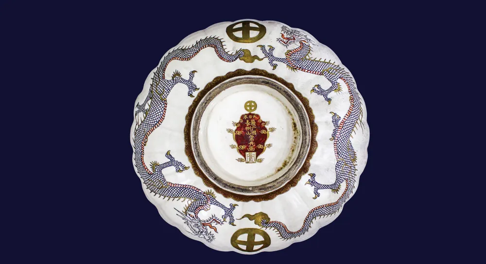 Nghệ nhân xứ Phù Tang qua gốm cổ ảnh 4