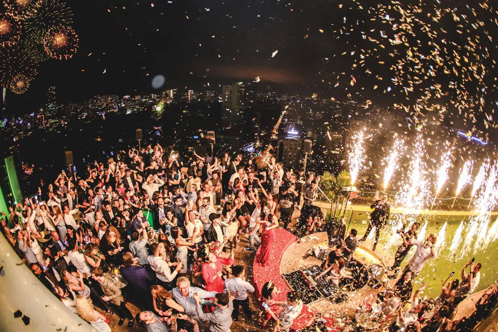 Du hành mùa lễ hội tại khách sạn Hôtel Des Arts Saigon ảnh 4