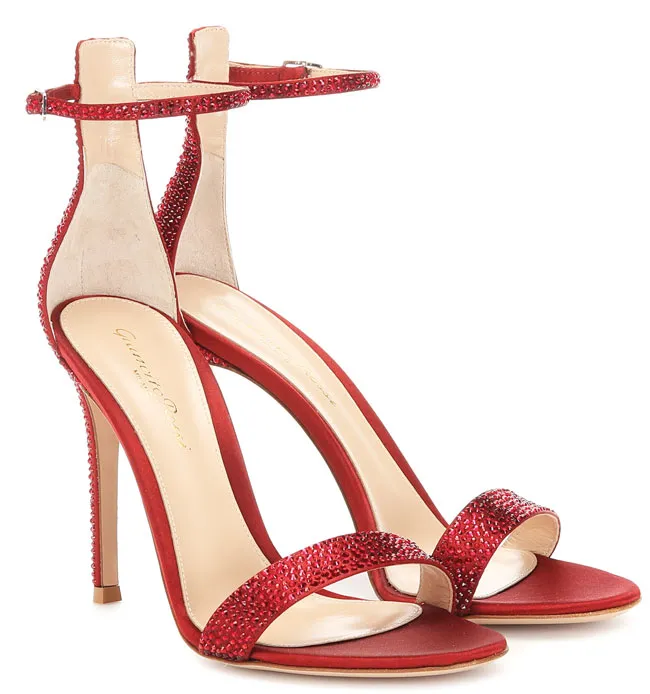 Nổi bật sắc đỏ Giáng sinh ảnh 5