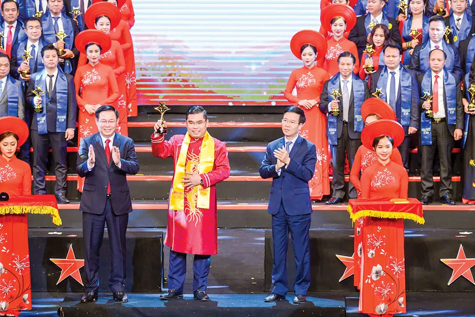 Top 10 Giải thưởng Sao Đỏ 2019 PHAN TẤN ĐẠT: Tạo sự khác biệt để thu hút đầu tư ảnh 2