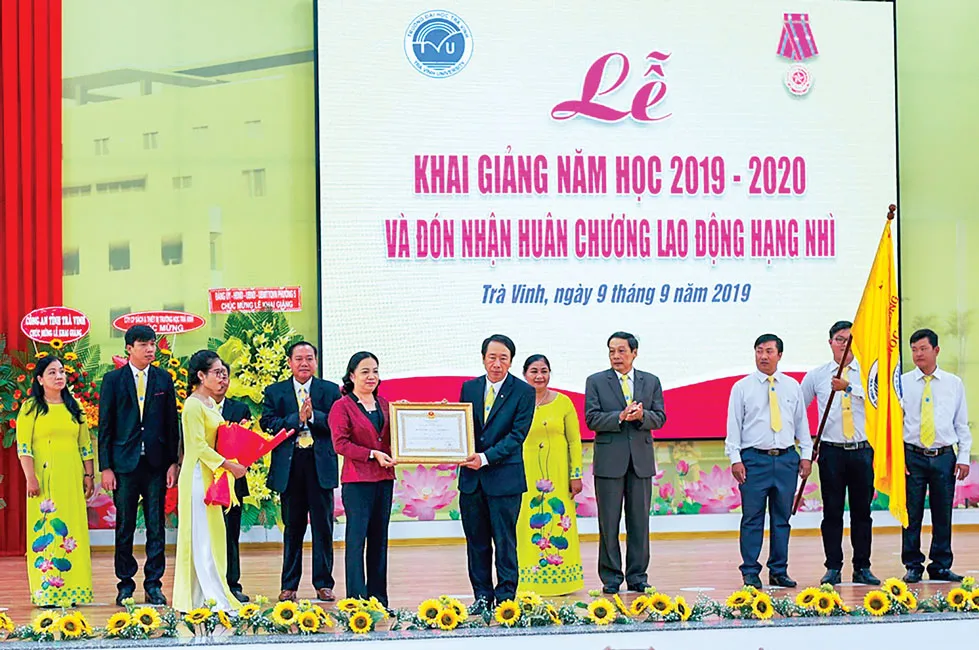Trường Đại học Trà Vinh: Mô hình cho cộng đồng ảnh 2