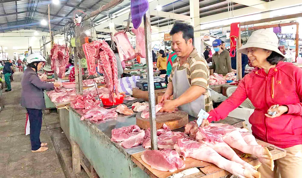 Bình ổn giá thịt heo sau đại dịch ảnh 1