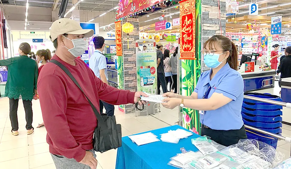 “Đại hạn” khẩu trang y tế ảnh 1