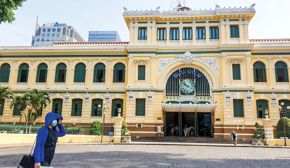 Nỗi lo 4 chữ hạn chế đông người: Băn khoăn ra phố ảnh 1