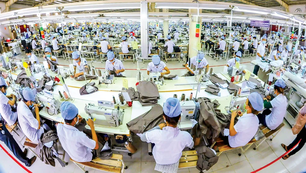 Xuất khẩu dệt may khó cán đích ảnh 1