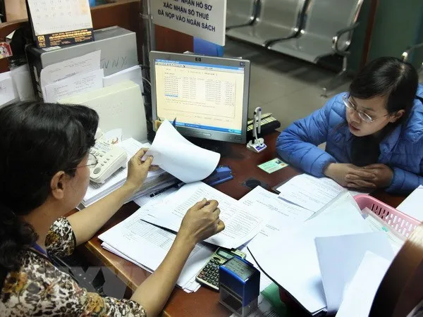 De nghi dieu chinh muc giam tru gia canh tu 9 len 11 trieu dong hinh anh 1