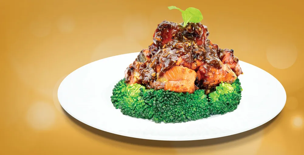 Nhiều ưu đãi bất ngờ tại khách sạn Windsor Plaza ảnh 3