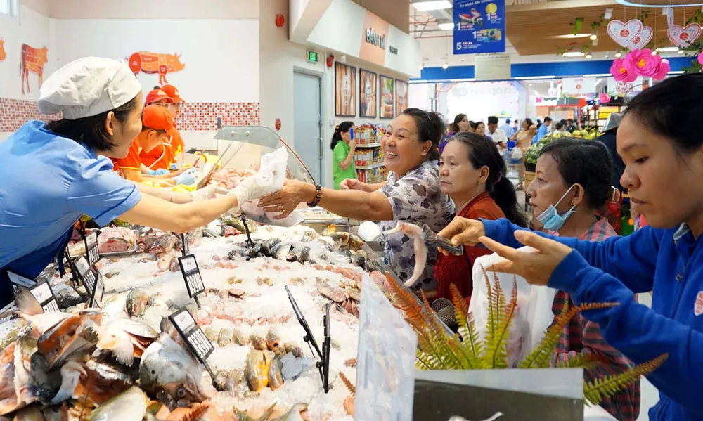 Không lo thiếu hàng hóa thiết yếu ảnh 1