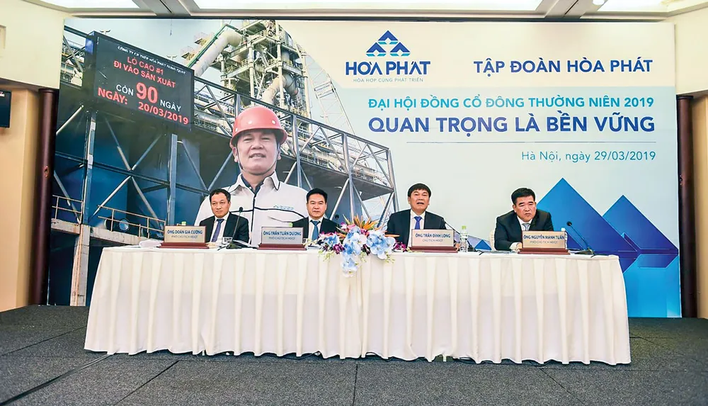 Cổ đông nội bộ đua gom cổ phiếu ảnh 1