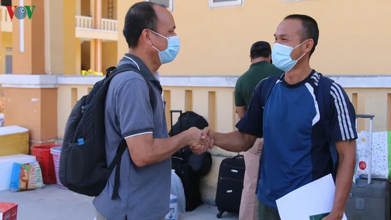 anh: bin rin phut chia tay tai khu cach ly truong qs quan doan 4 hinh 5