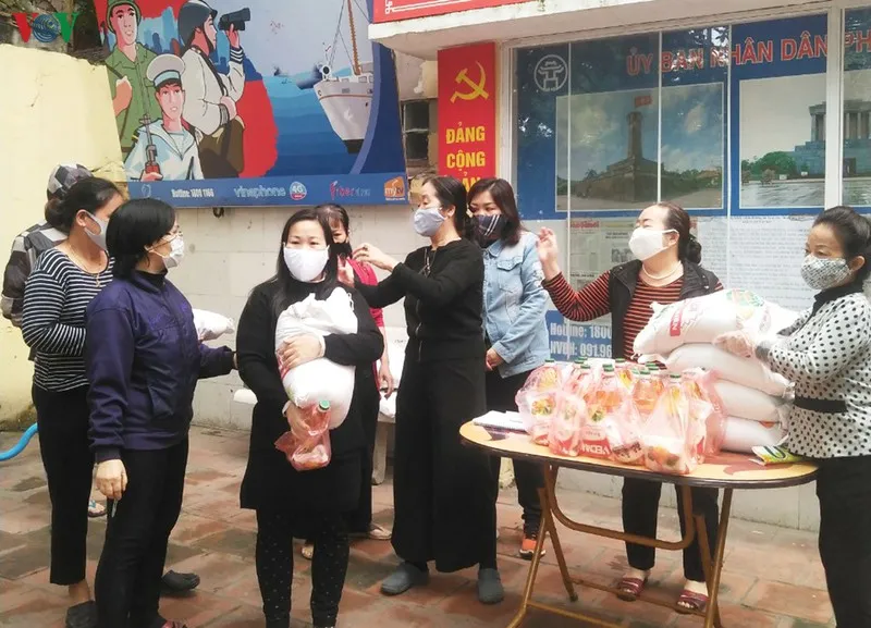 anh: thom thao nhung tam long ho tro nguoi ngheo vuot qua dai dich hinh 6