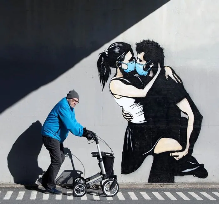 tranh tường sinh động về dịch covid-19 ở khắp nơi trên thế giới hình 11 tranh tuong sinh dong ve dich covid-19 o khap noi tren the gioi hinh 11