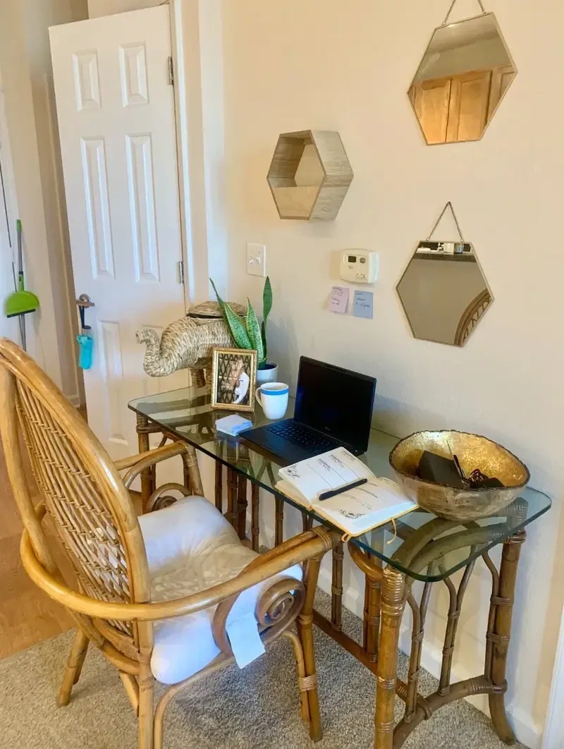 goc lam viec tao cam hung sang tao khi phai o nha vi covid-19 hinh 6