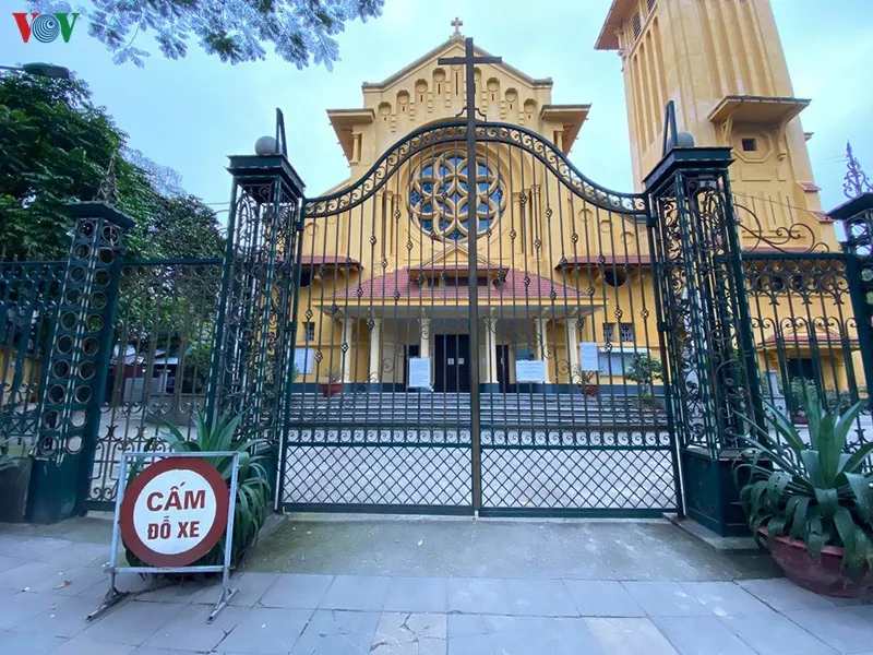 le phuc sinh: giao dan lam le online tai nha tranh dich covid-19 hinh 1