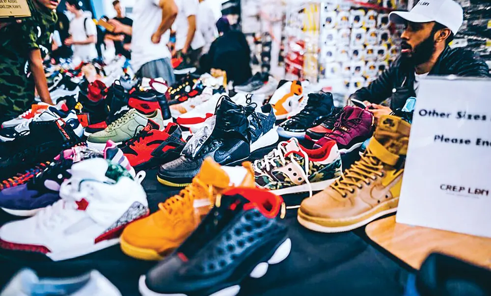 Tương lai những đôi giày thất sủng ảnh 1