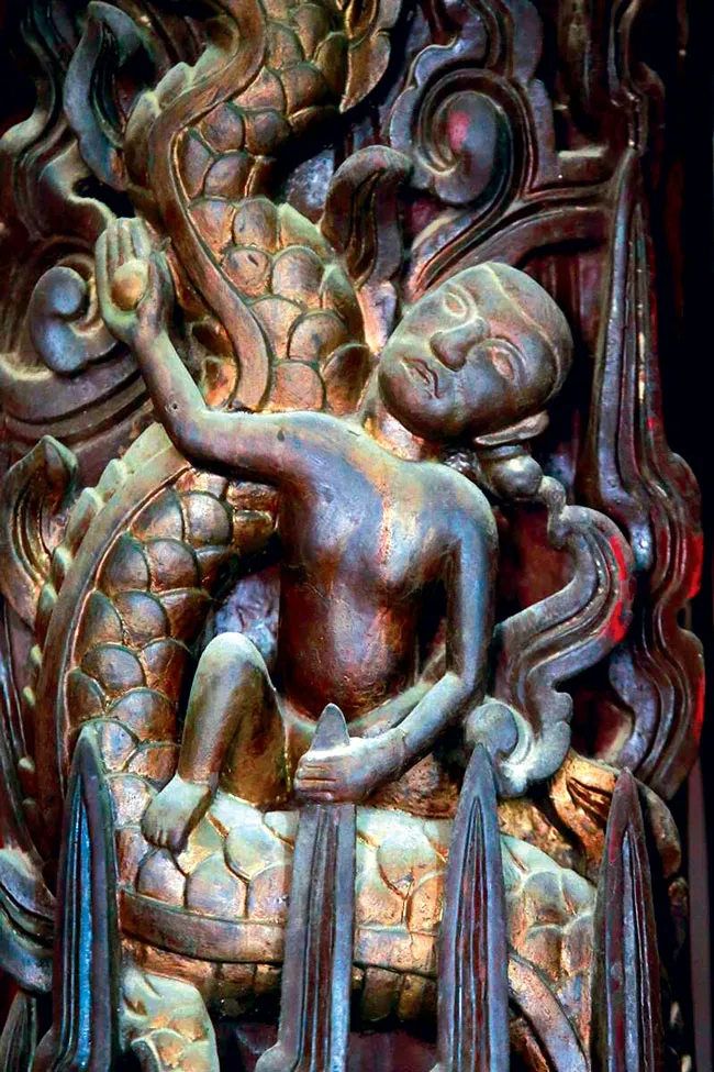 Nghệ thuật chạm gỗ cửa võng đình Diềm ảnh 2