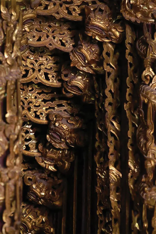 Nghệ thuật chạm gỗ cửa võng đình Diềm ảnh 1