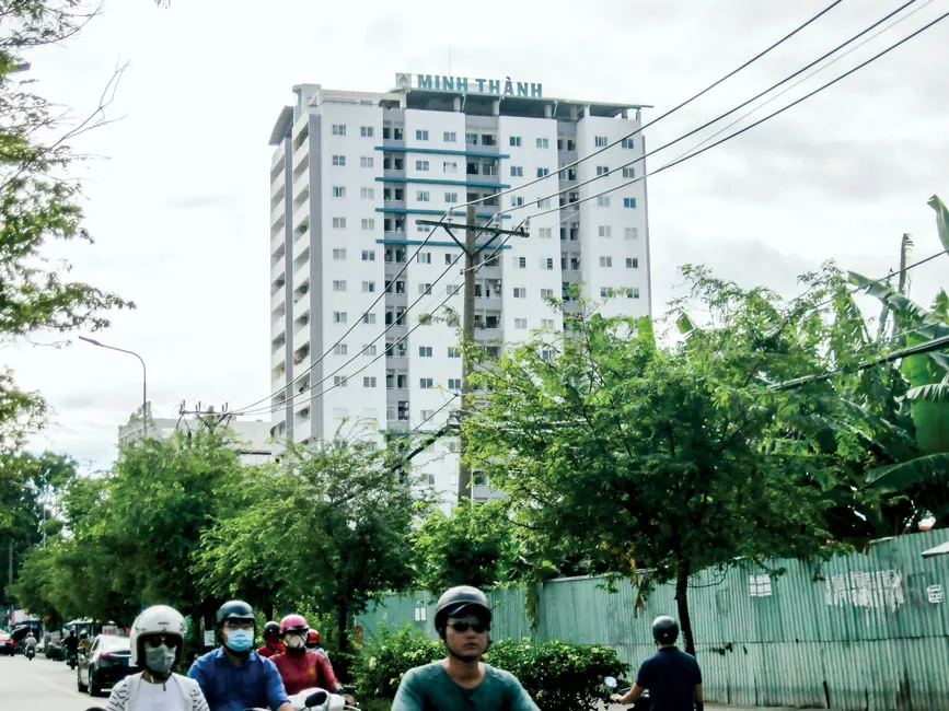 “Khoét lõm” nhà ở, biến dạng đô thị ảnh 1