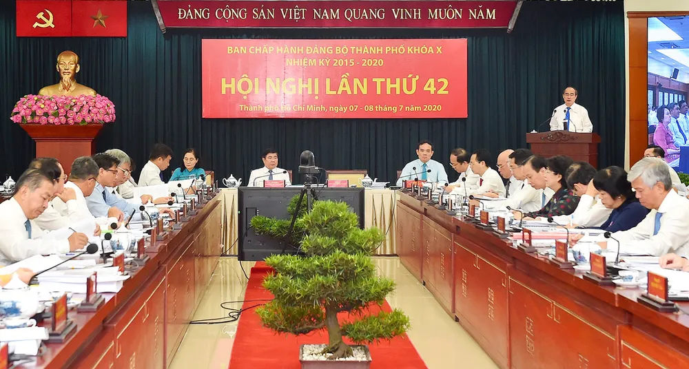 TPHCM nỗ lực giữ vững vị trí đầu tàu kinh tế ảnh 1