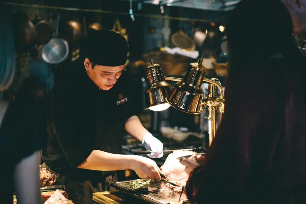 Tiệc trưa sành điệu tại nhà hàng Saigon Kitchen ảnh 1