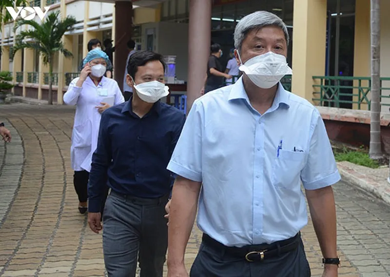 10 ngày nữa sẽ là đỉnh dịch, người dân cần hết sức cẩn thận hình 1 10 ngay nua se la dinh dich, nguoi dan can het suc can than hinh 1