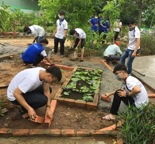 Hành trình xanh hóa những điểm đen ảnh 2